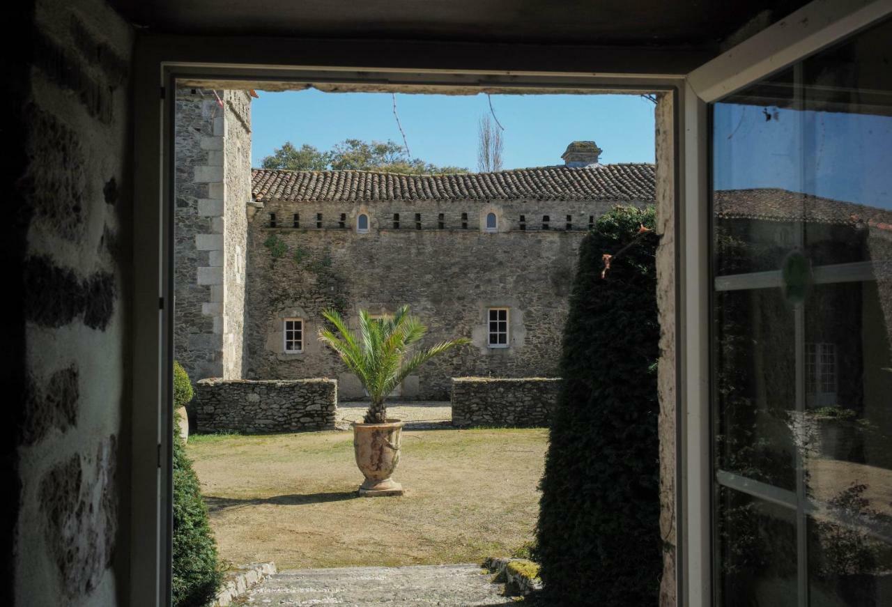 Gites De La Robliniere Landevieille Exteriér fotografie